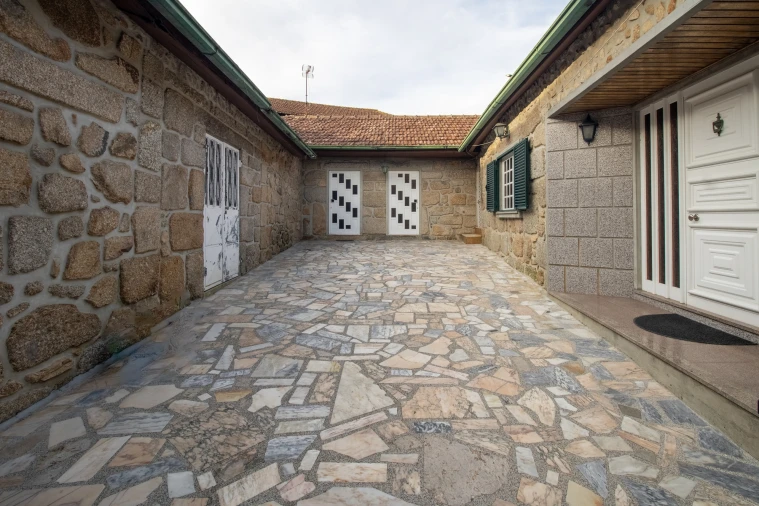 Moradia T0 para Venda em Sobrosa Foto 20