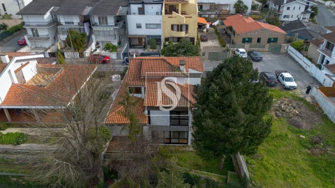 Moradia T5 para Venda em Amarante (São Gonçalo), Madalena, Cepelos e Gatão