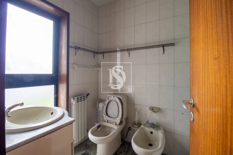 Moradia T5 para Venda em Amarante (São Gonçalo), Madalena, Cepelos e Gatão Foto 25