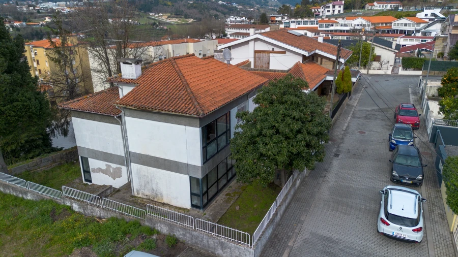 Moradia T5 para Venda em Amarante (São Gonçalo), Madalena, Cepelos e Gatão Foto 7