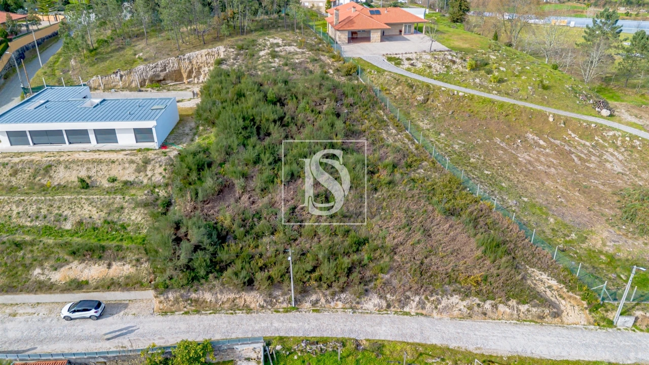 Terreno para Venda em Fregim Foto 1