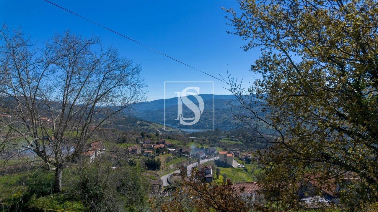 Terreno para Venda em Ancede e Ribadouro Foto 10