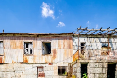 Moradia T3 para Venda em Lufrei