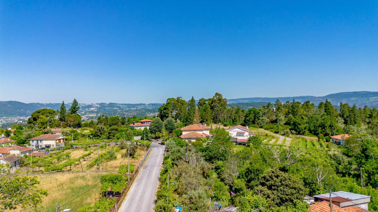 Moradia T3 para Venda em Lufrei Foto 37