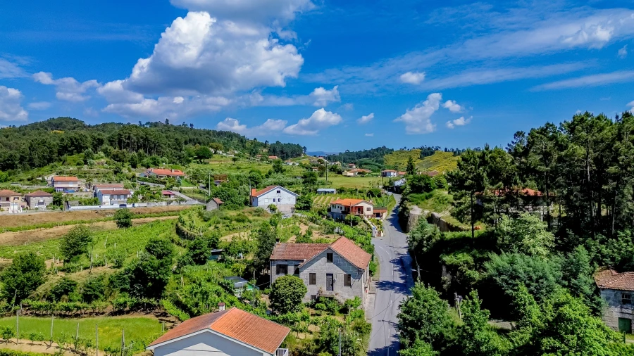 Moradia T3 para Venda em Lufrei Foto 9