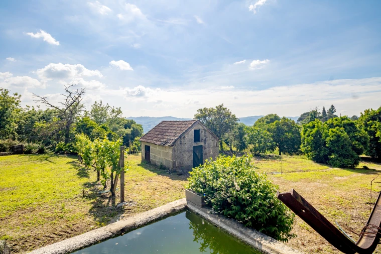 Moradia T3 para Venda em Lufrei Foto 24