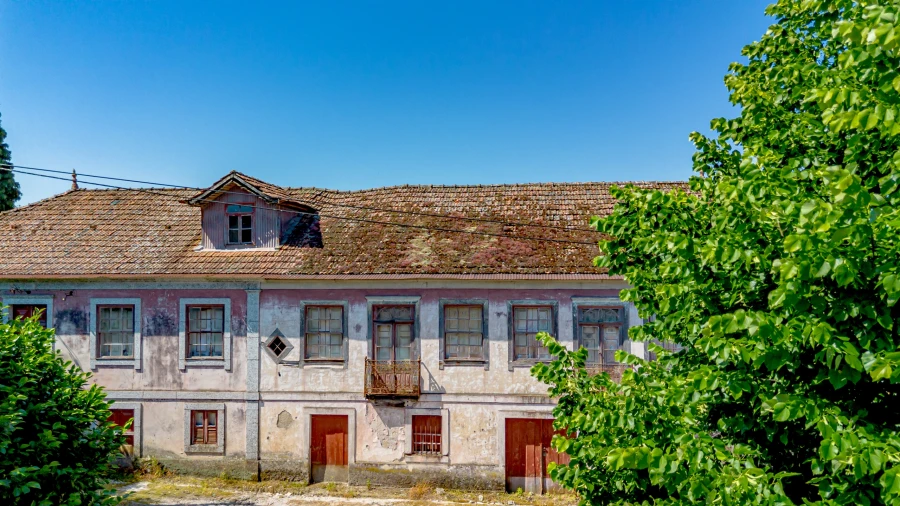 Moradia T3 para Venda em Lufrei Foto 6