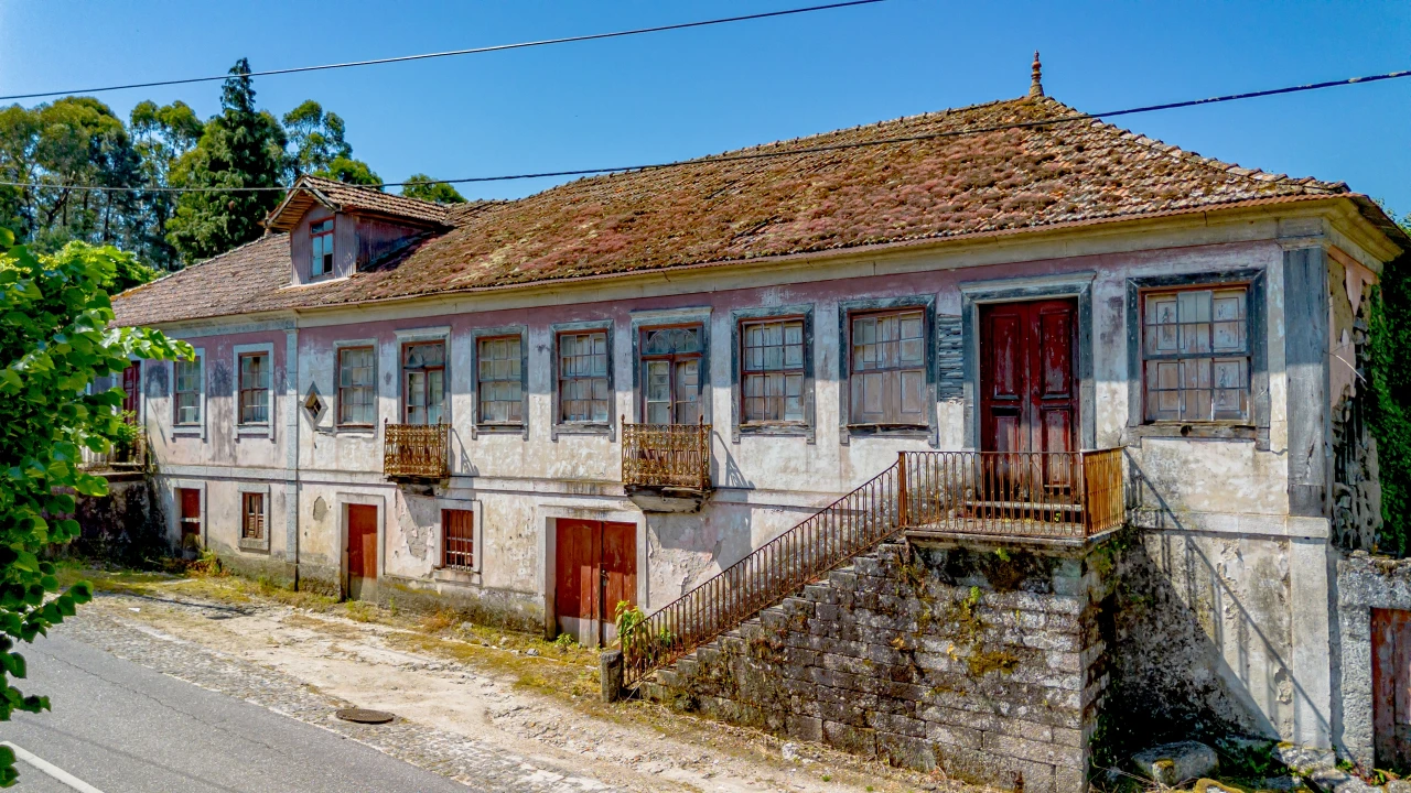 Moradia T3 para Venda em Lufrei Foto 1