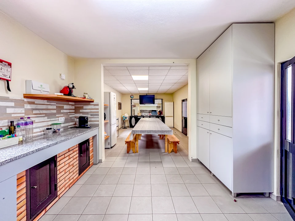 Moradia T10 para Venda em Fregim Foto 13