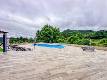 Moradia T10 para Venda em Fregim