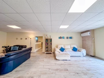 Moradia T10 para Venda em Fregim