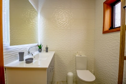 Moradia T10 para Venda em Fregim