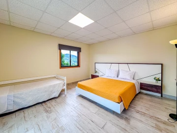 Moradia T10 para Venda em Fregim