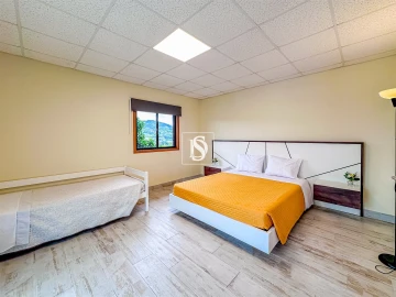 Moradia T10 para Venda em Fregim