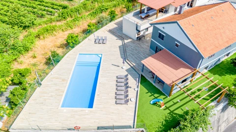 Moradia T10 para Venda em Fregim