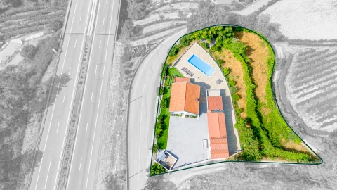 Moradia T10 para Venda em Fregim