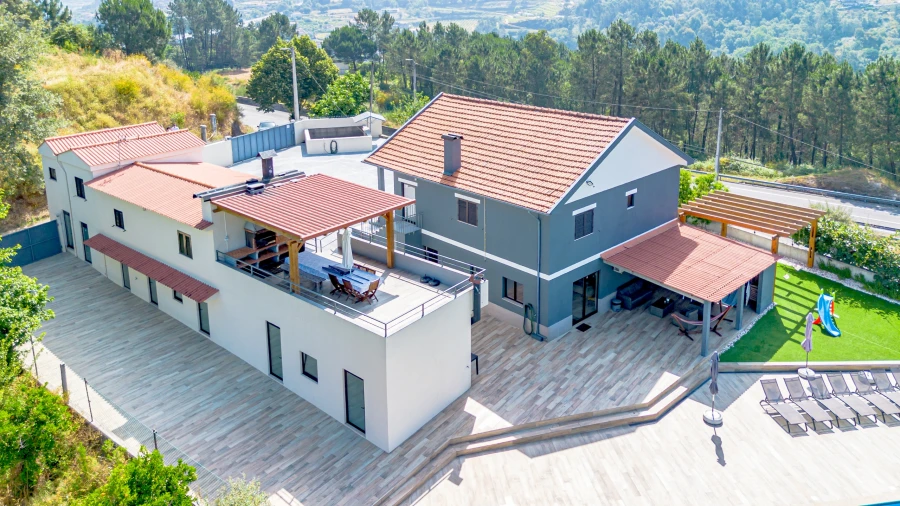 Moradia T10 para Venda em Fregim Foto 7