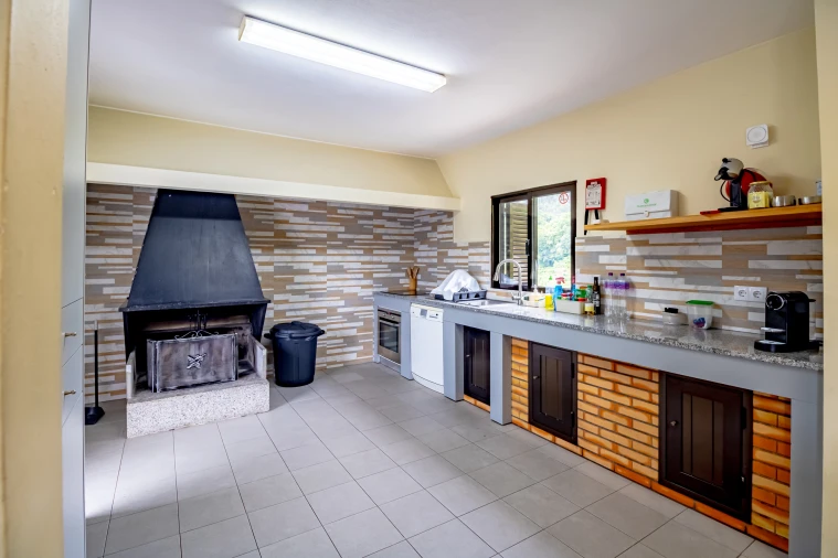 Moradia T10 para Venda em Fregim Foto 47