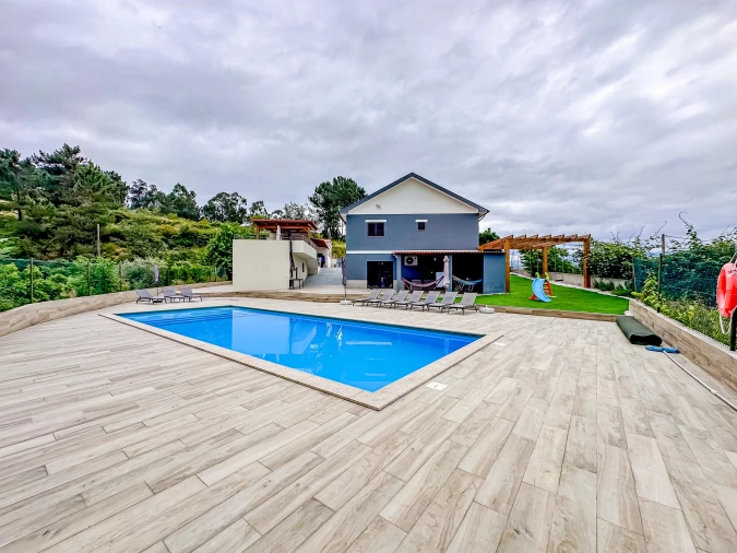 Moradia T10 para Venda em Fregim Foto 26