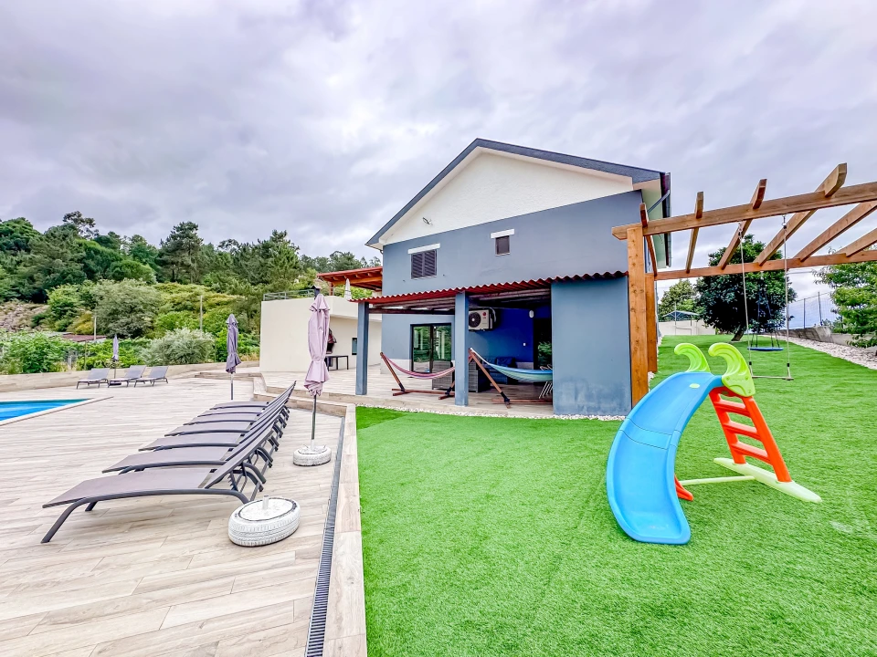 Moradia T10 para Venda em Fregim Foto 42