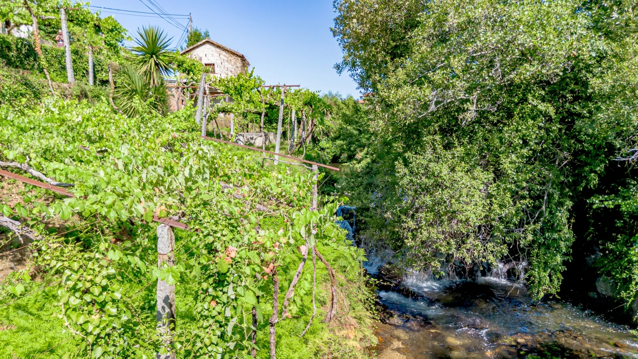 Moradia T3 para Venda em Vila Garcia, Aboim e Chapa Foto 33