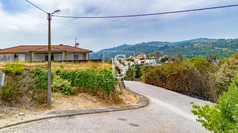 Terreno para Venda em Amarante (São Gonçalo), Madalena, Cepelos e Gatão