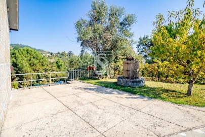 Quinta T4 para Venda em Santa Cruz do Douro e São Tomé de Covelas