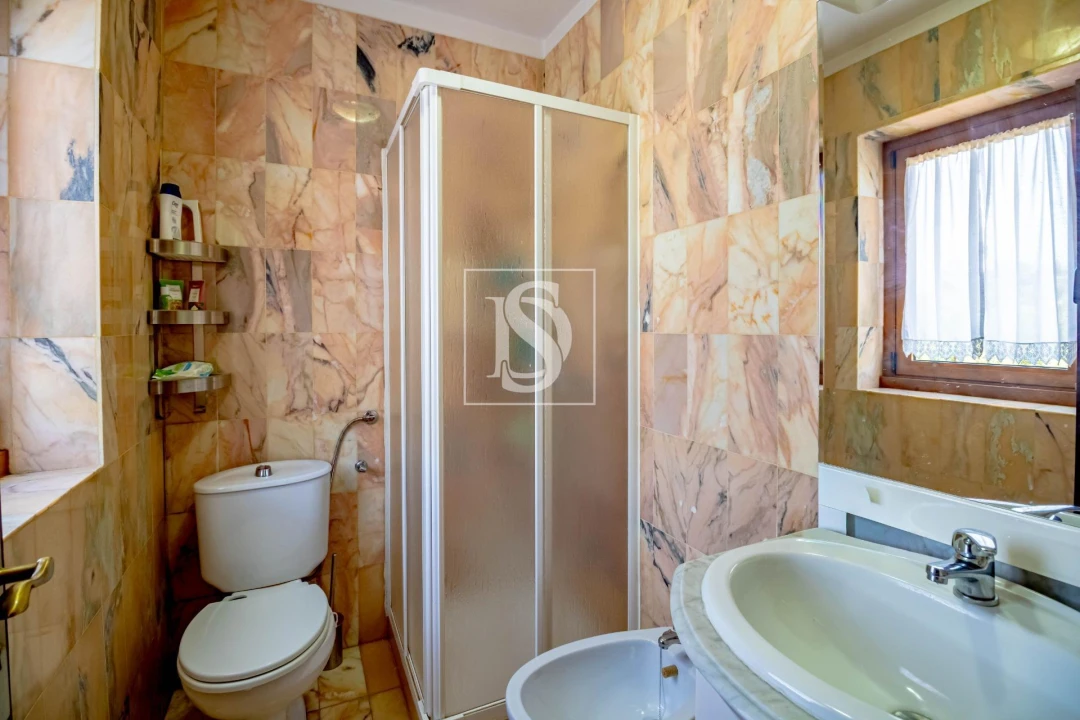 Quinta T4 para Venda em Santa Cruz do Douro e São Tomé de Covelas Foto 9