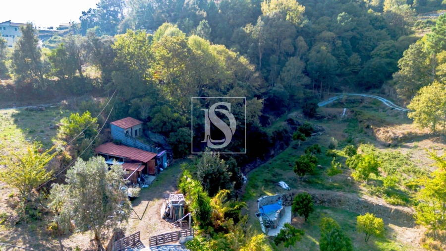 Quinta T4 para Venda em Santa Cruz do Douro e São Tomé de Covelas Foto 19