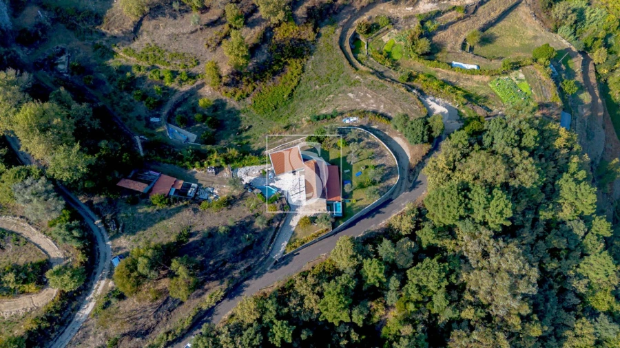 Quinta T4 para Venda em Santa Cruz do Douro e São Tomé de Covelas Foto 15