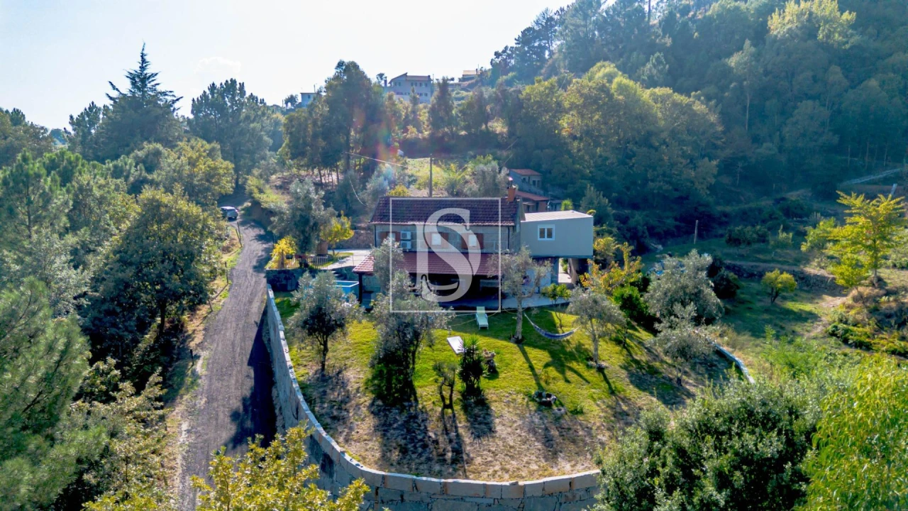 Quinta T4 para Venda em Santa Cruz do Douro e São Tomé de Covelas Foto 46