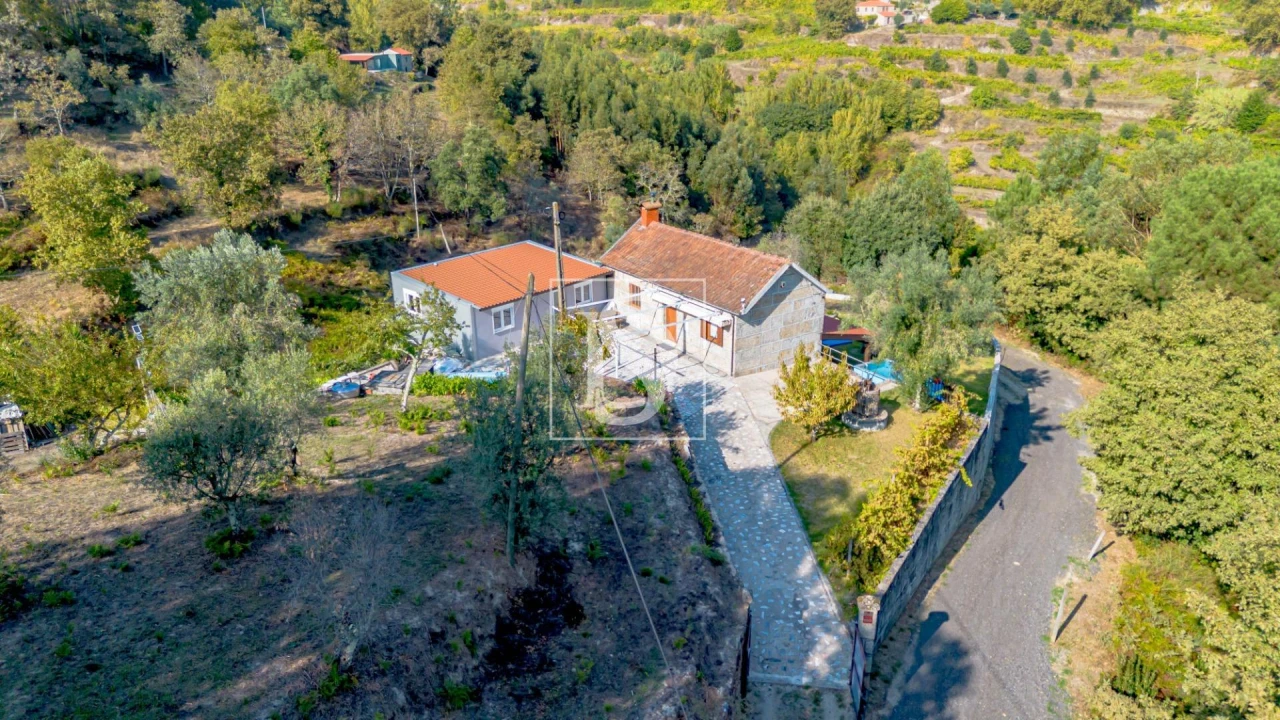 Quinta T4 para Venda em Santa Cruz do Douro e São Tomé de Covelas Foto 23