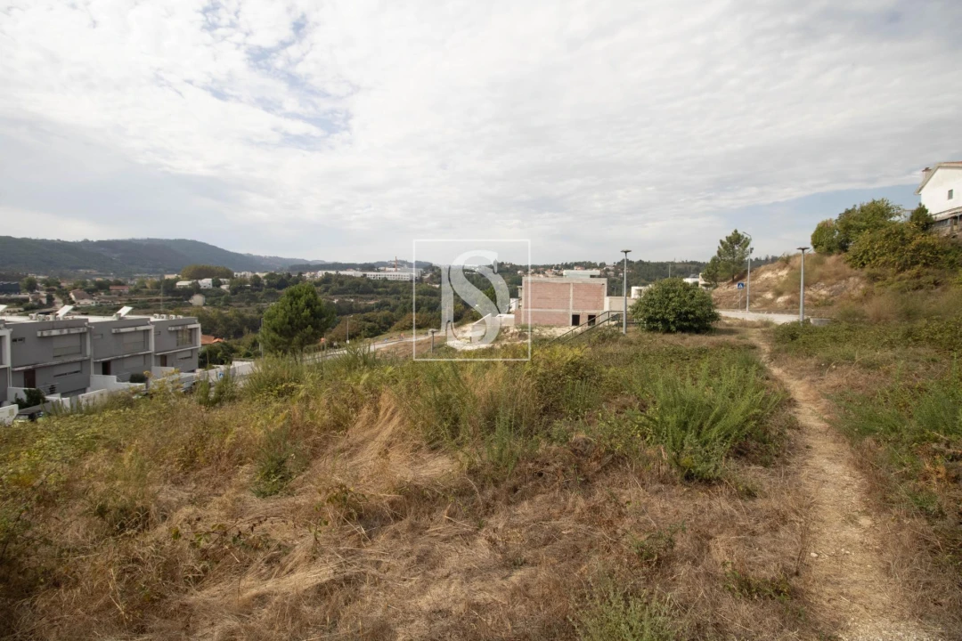 Terreno para Venda em Amarante (São Gonçalo), Madalena, Cepelos e Gatão Foto 2