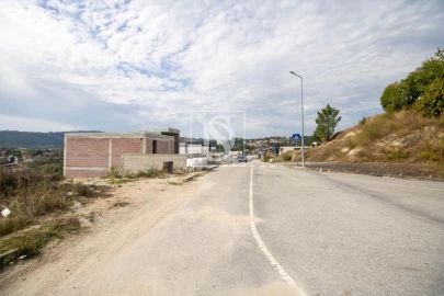Terreno para Venda em Amarante (São Gonçalo), Madalena, Cepelos e Gatão