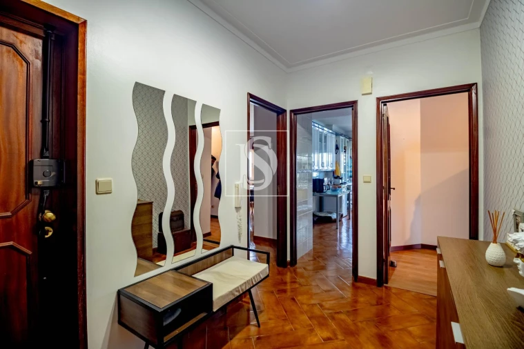 Apartamento T3 para Venda em Avões Foto 22