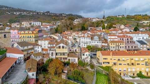 Moradia T10 para Venda em Avões