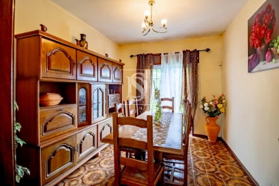 Moradia T4 para Venda em Gondar