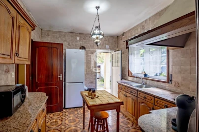 Moradia T4 para Venda em Gondar