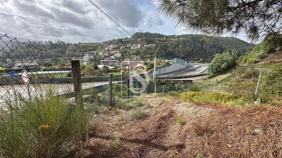 Terreno para Venda em Padronelo Foto 14