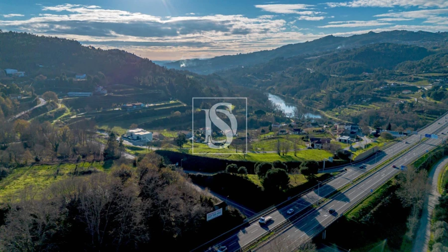 Moradia T3 para Venda em Amarante (São Gonçalo), Madalena, Cepelos e Gatão Foto 3