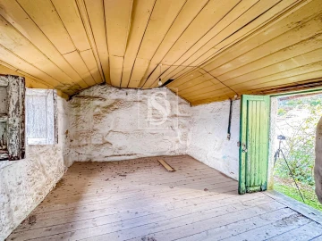 Moradia T2 para Venda em Paredes de Viadores e Manhuncelos