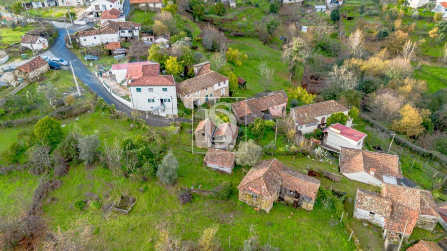 Moradia T2 para Venda em Paredes de Viadores e Manhuncelos Foto 41