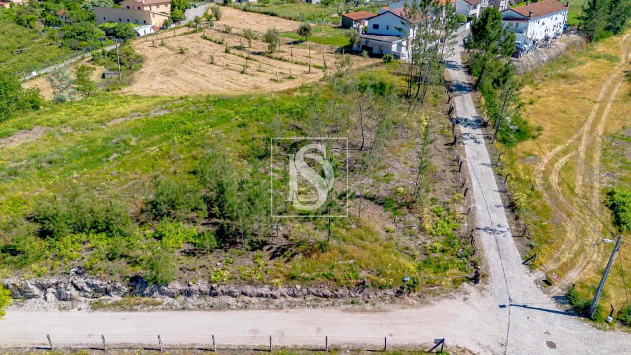 Terreno para Venda em Fregim Foto 2