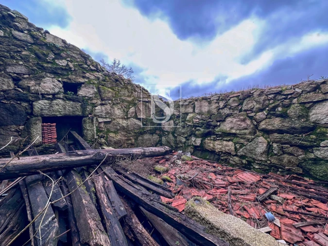 Moradia T2 para Venda em Torgueda Foto 3