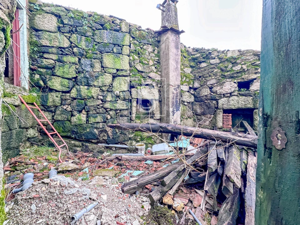 Moradia T2 para Venda em Torgueda Foto 1