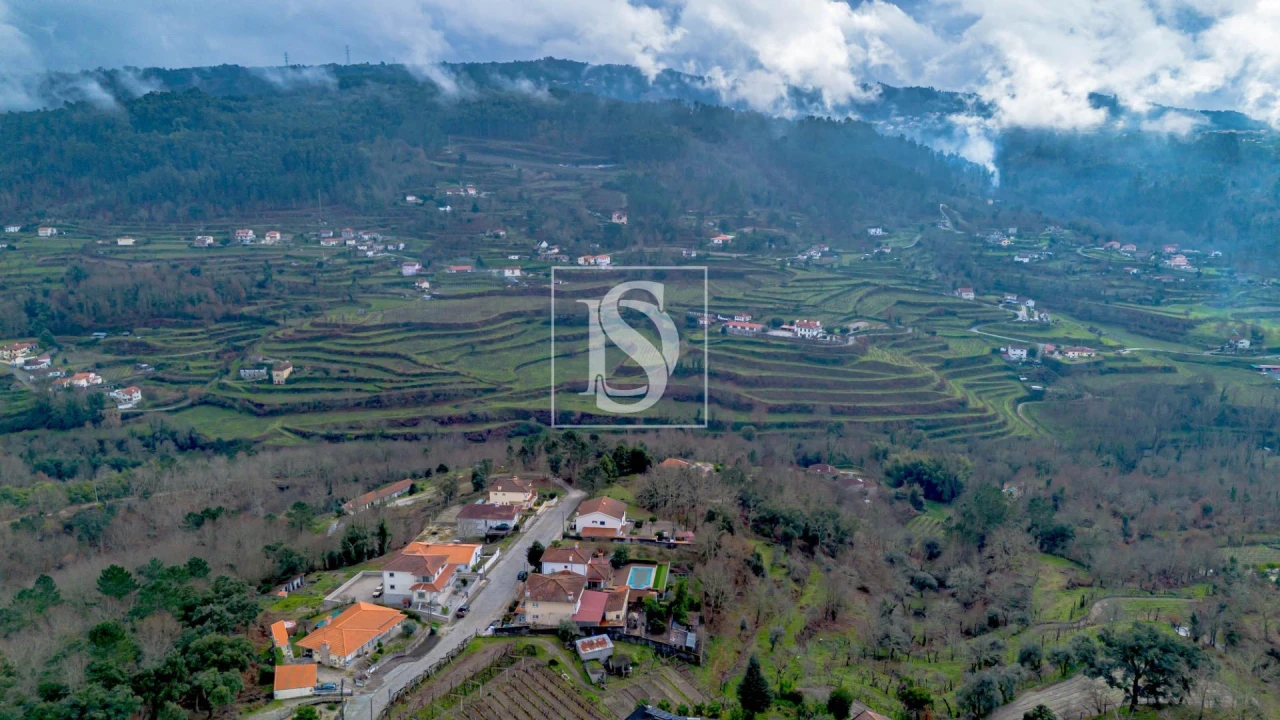 Moradia T3 para Venda em Fridão Foto 41