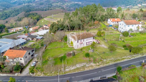 Moradia T3 para Venda em Fridão