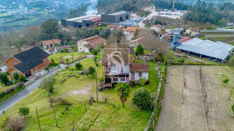 Moradia T3 para Venda em Fridão