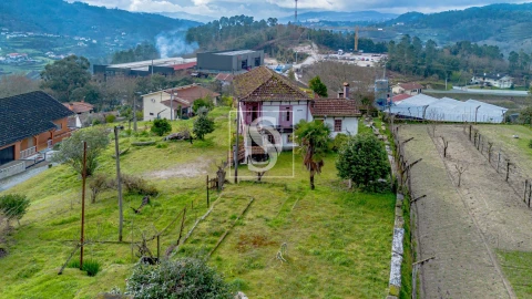 Moradia T3 para Venda em Fridão