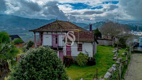 Moradia T3 para Venda em Fridão